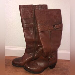 Clark’s boots. Size 6.5